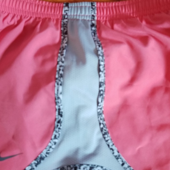 Girls pink/gray athletic shorts size M - Picture 3 of 4